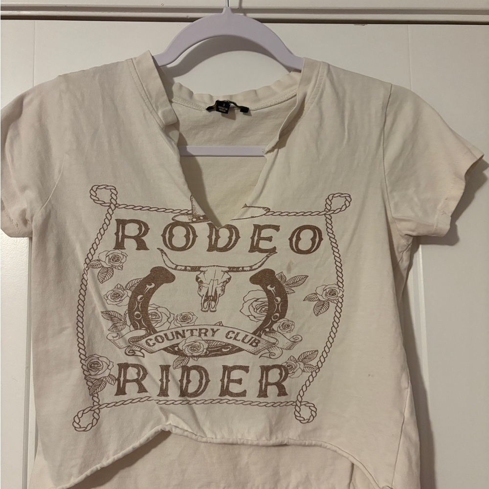 Rodeo Rider Women's Cream Crop Top